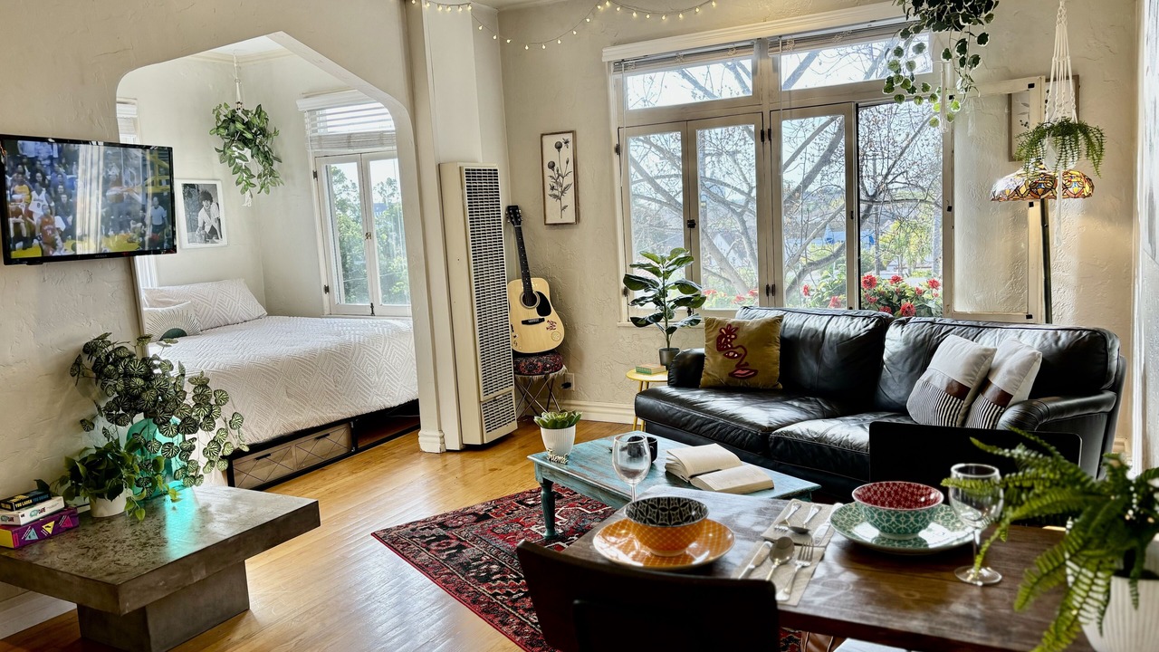 Photo of Livingroom in Beverly Hills
