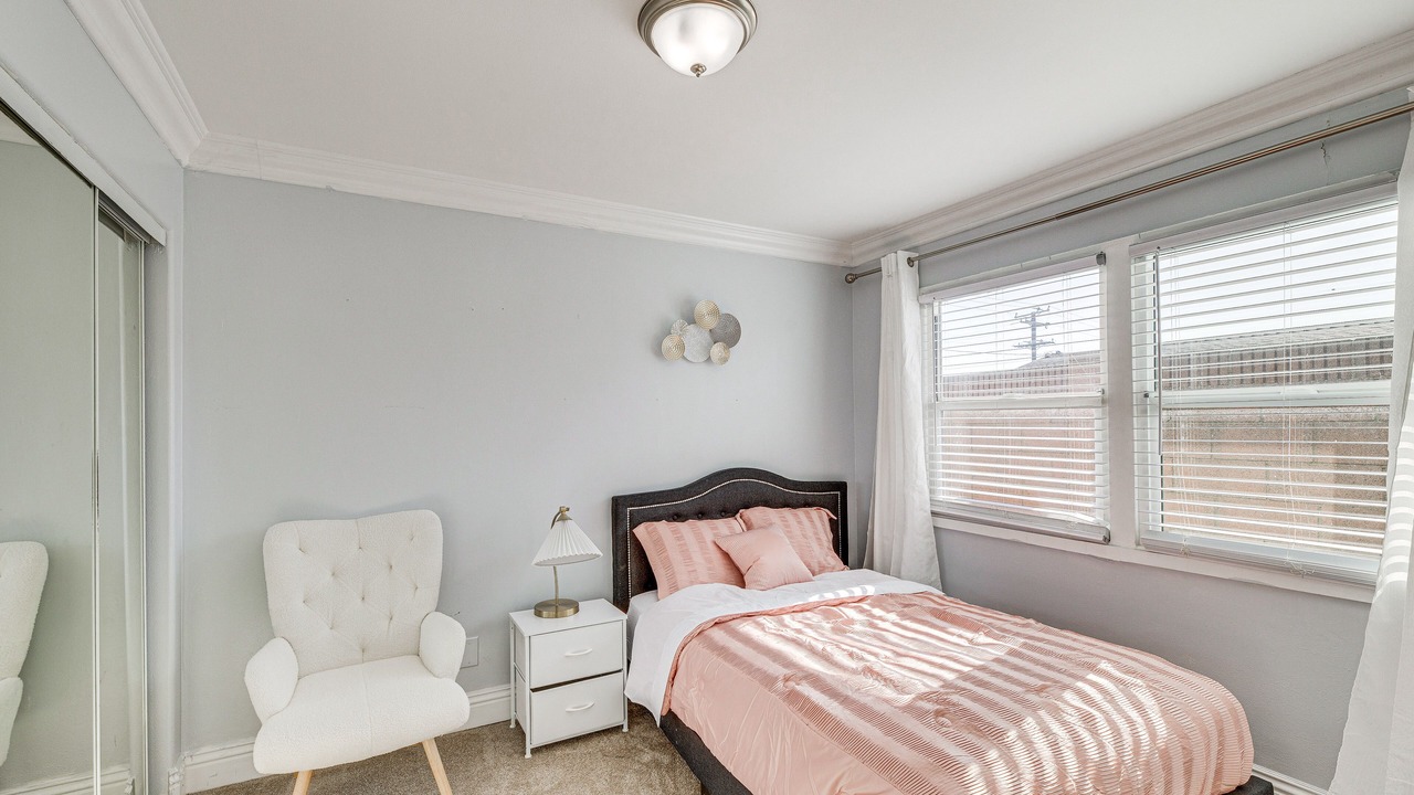 Photo of Bedroom in Compton
