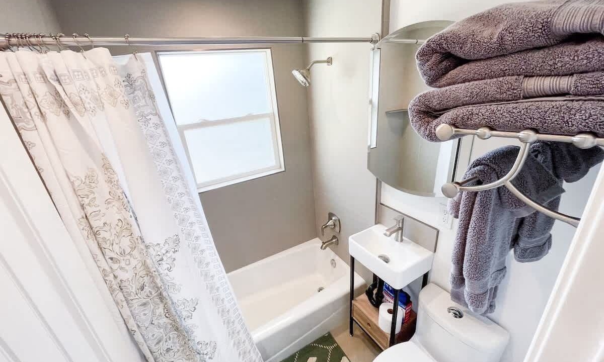 Photo of Bathroom in Hillcrest