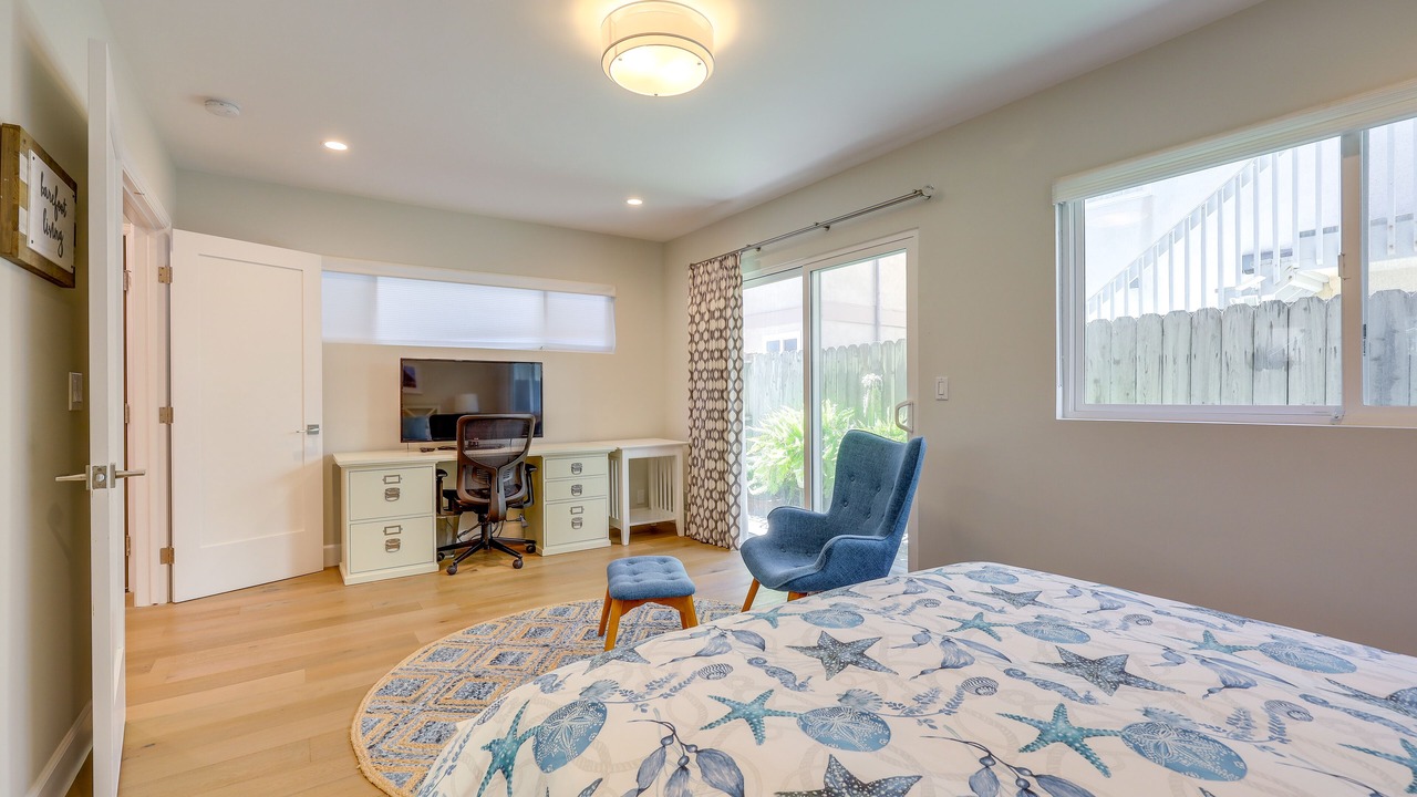 Photo of Bedroom in Hollywood