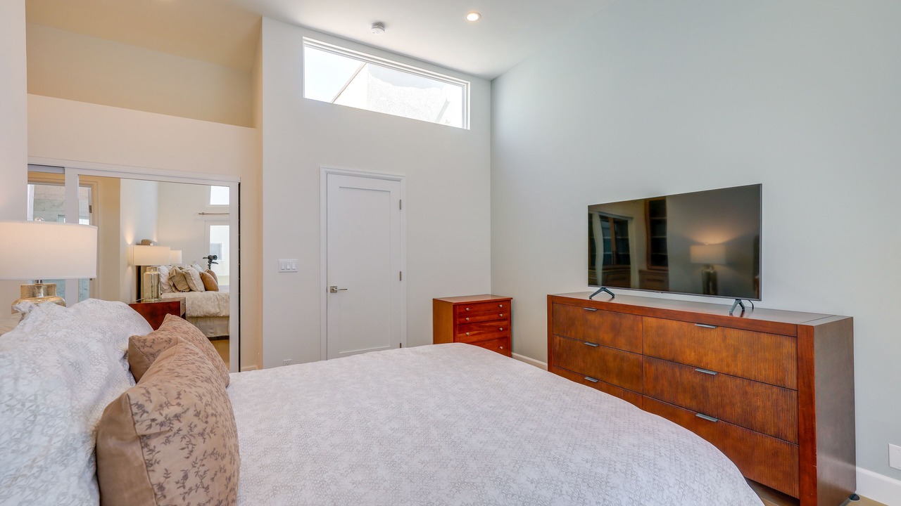 Photo of Bedroom in Hollywood
