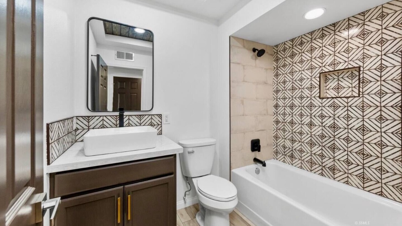 Photo of Bathroom in Kernville