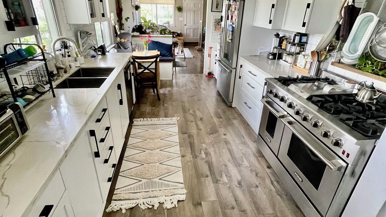 Photo of Kitchen in NoHo Arts District