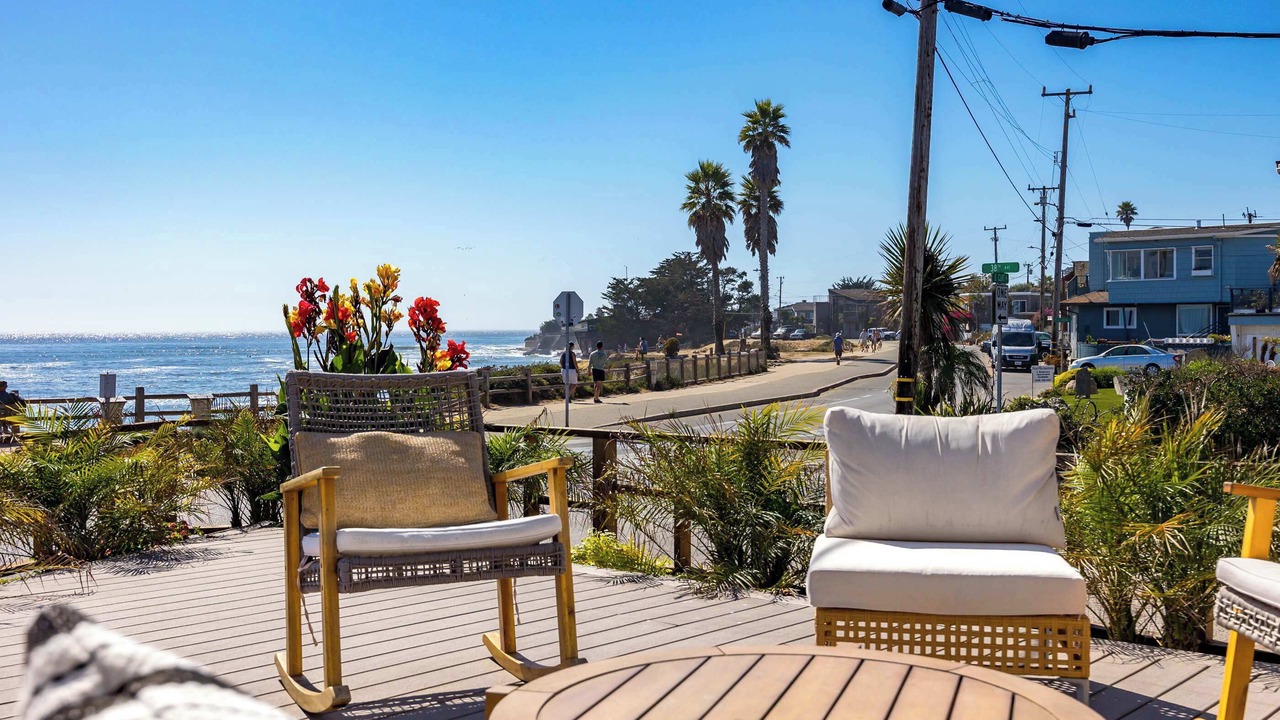 Photo of Patio Balcony in Opal Cliffs
