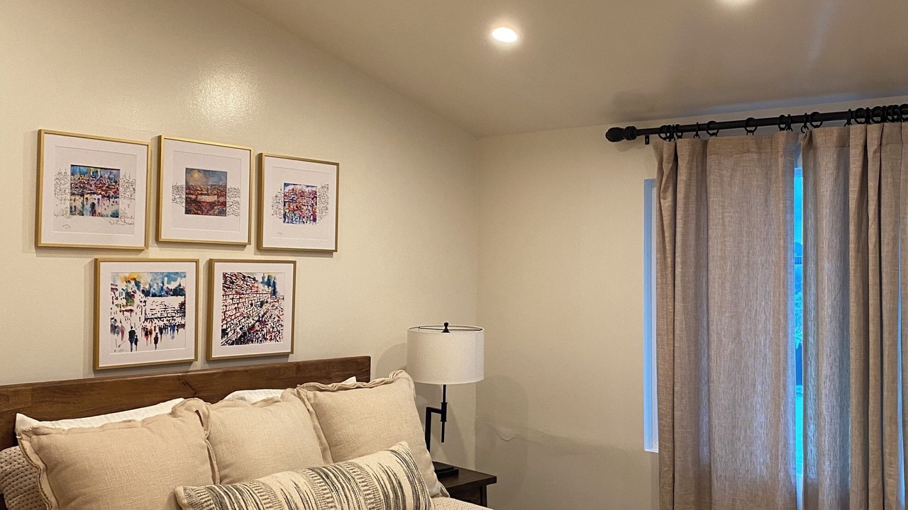 Photo of Bedroom in Warner Center