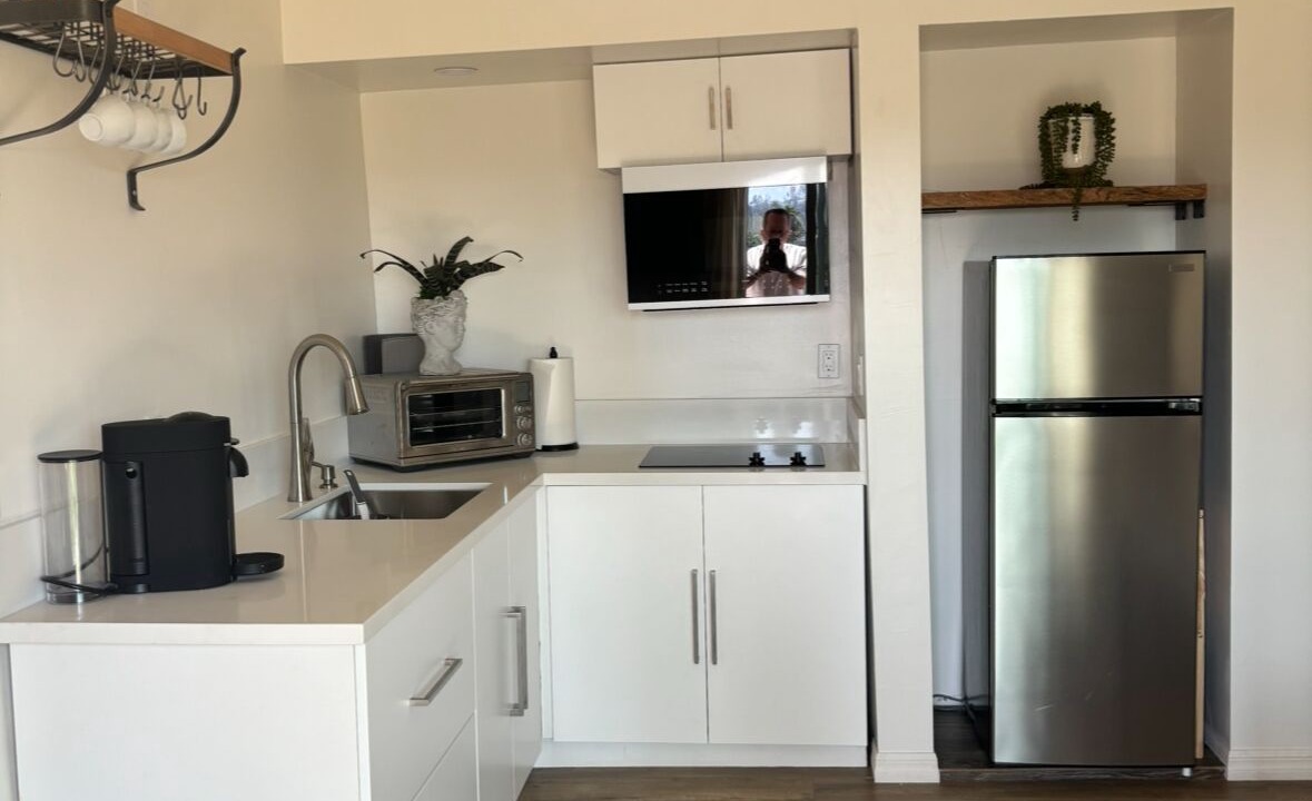 Photo of Kitchen in Warner Center