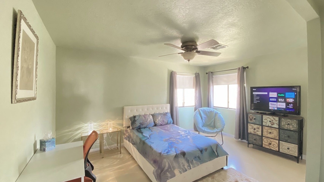Photo of Bedroom in Bakersfield