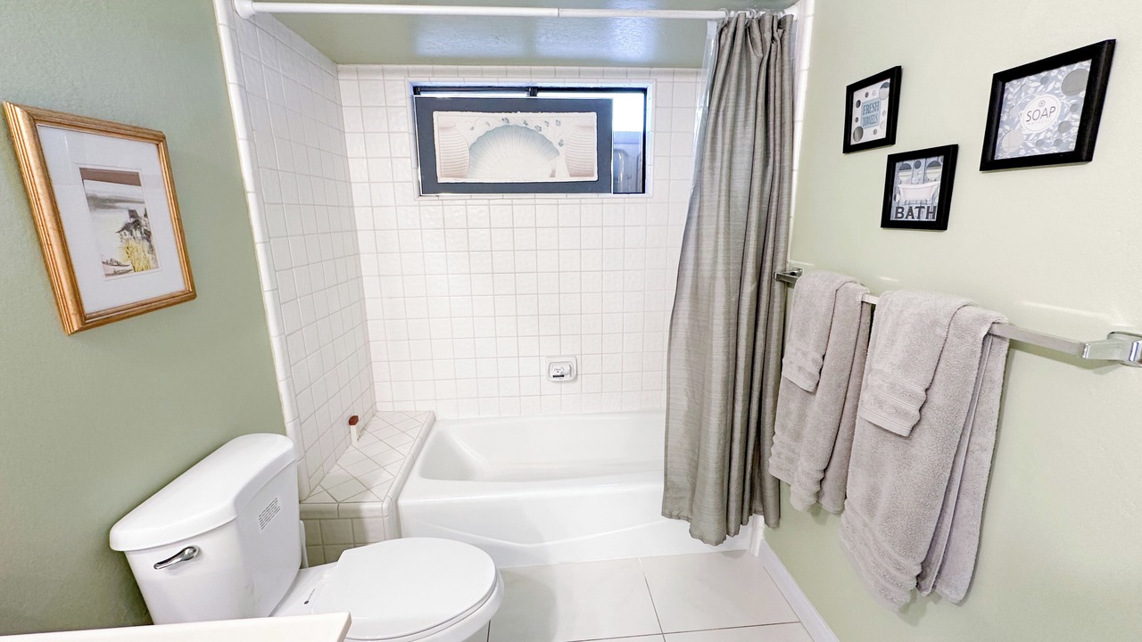 Photo of Bathroom in Bakersfield