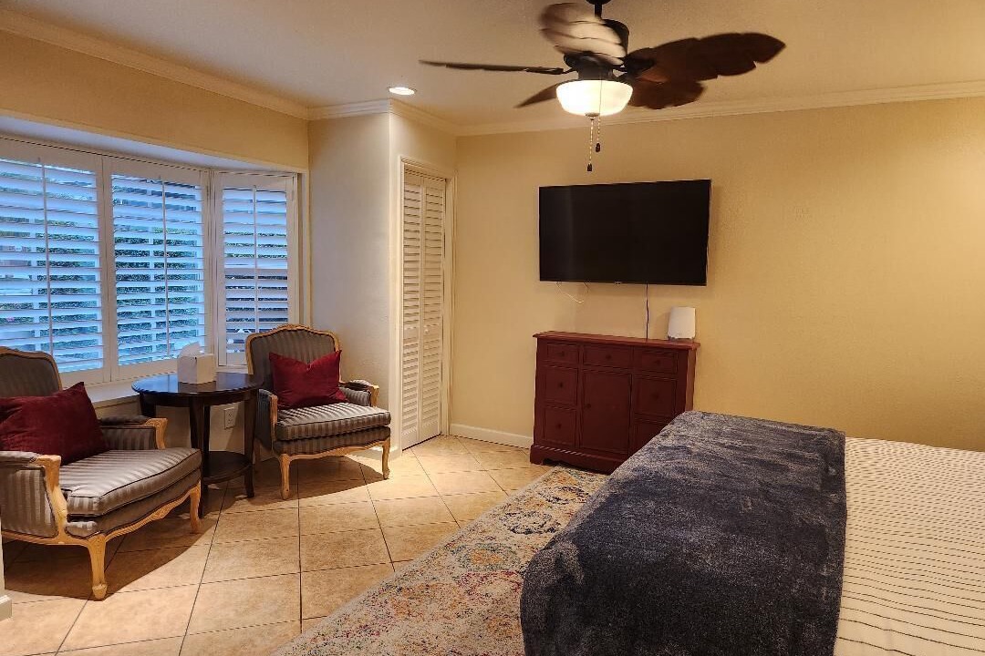 Photo of Bedroom in Downey