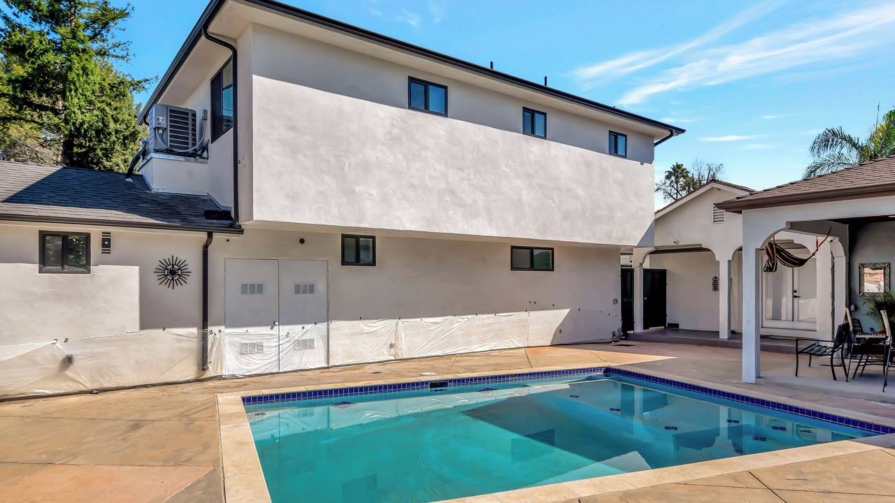 Photo of Outdoor in Tarzana