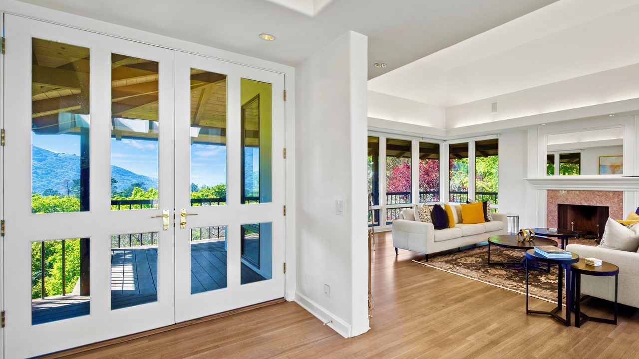 Photo of Livingroom in Carmel Valley