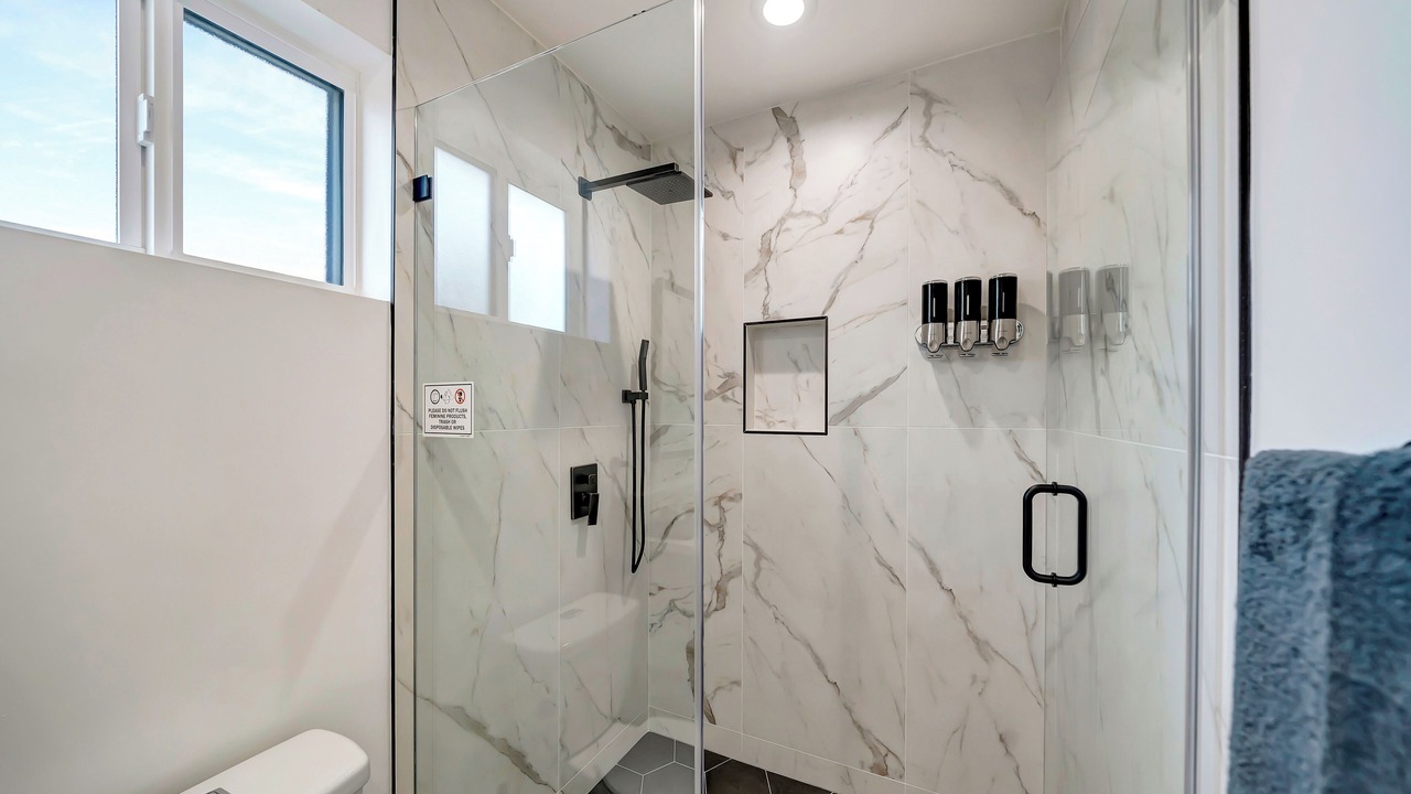 Photo of Bathroom in Tarzana