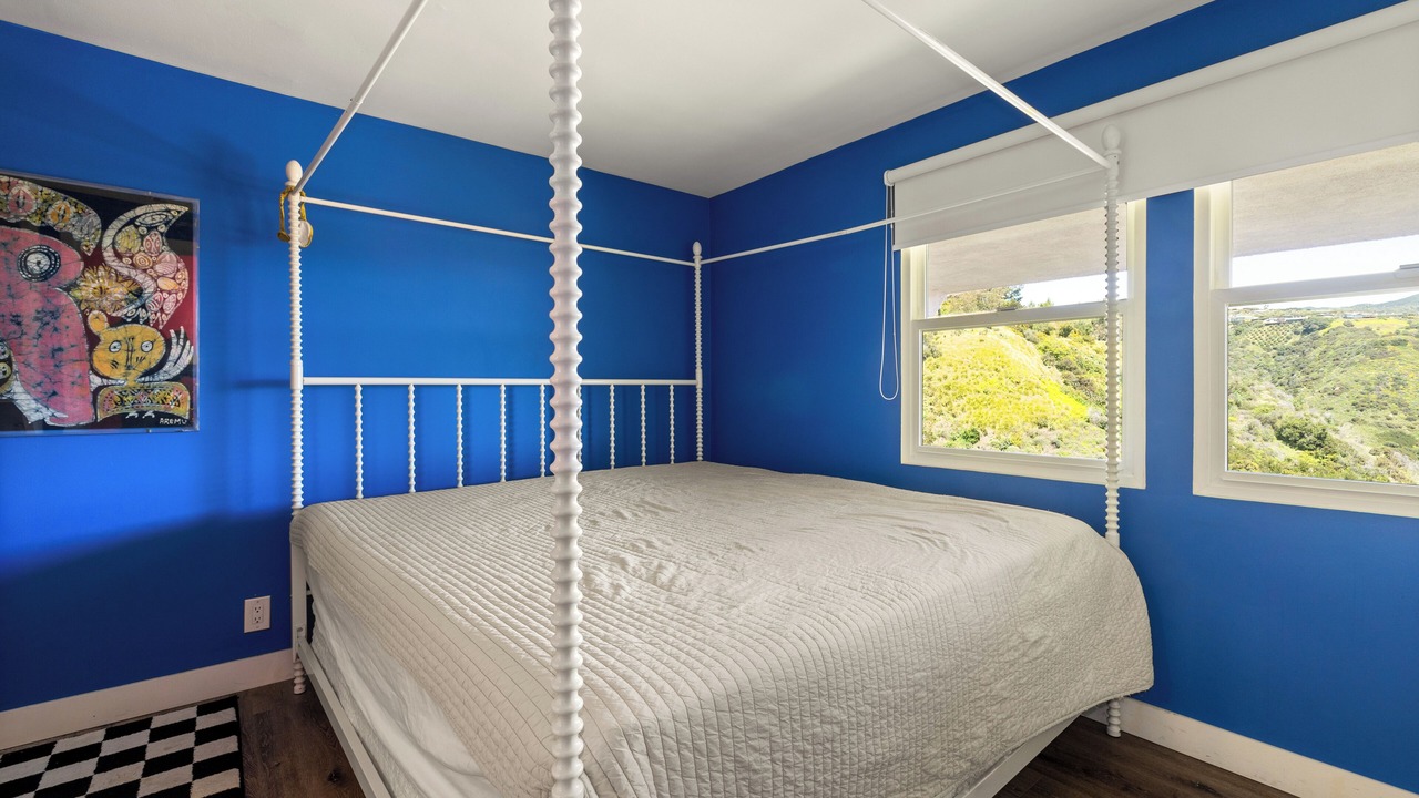 Photo of Bedroom in Pacific Palisades