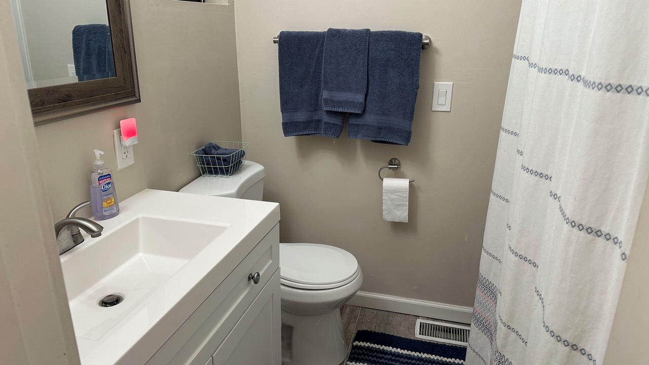 Photo of Bathroom in Willits