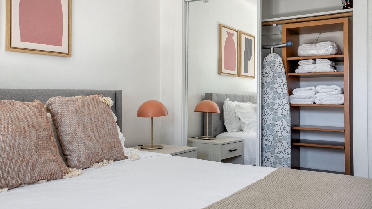 Photo of Bedroom in Miracle Mile