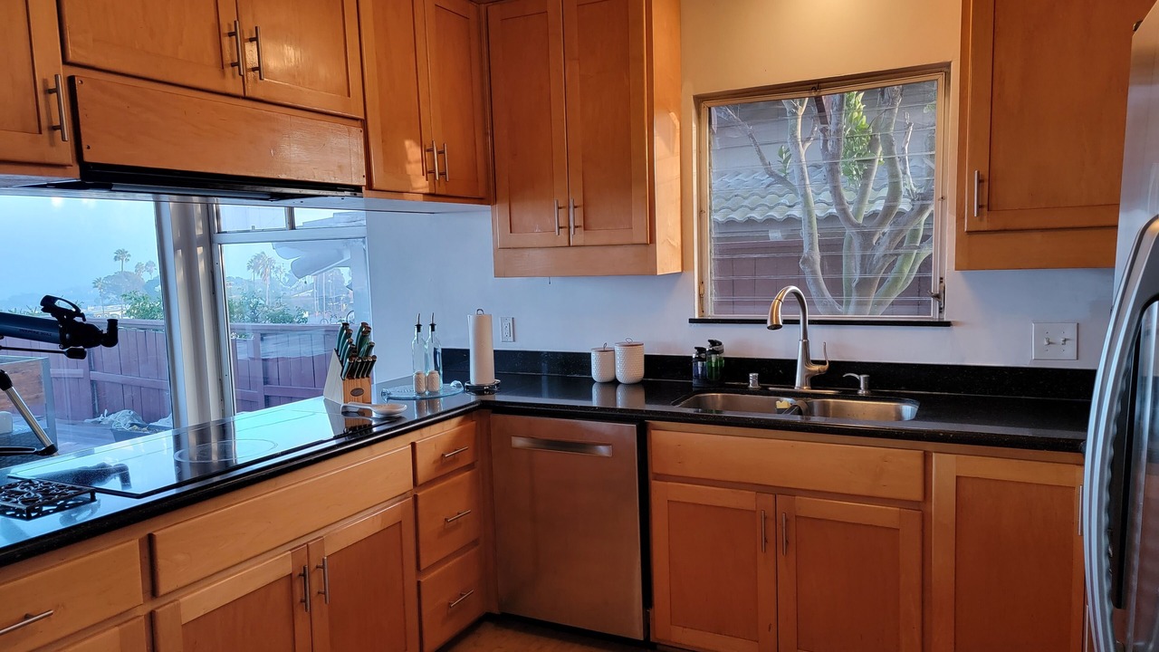 Photo of Kitchen in Coastal San Pedro
