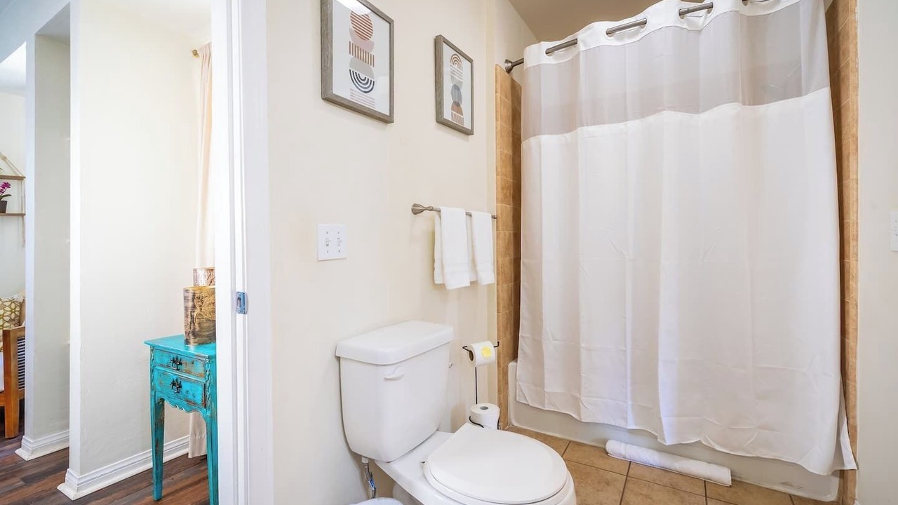 Photo of Bathroom in Downtown Riverside
