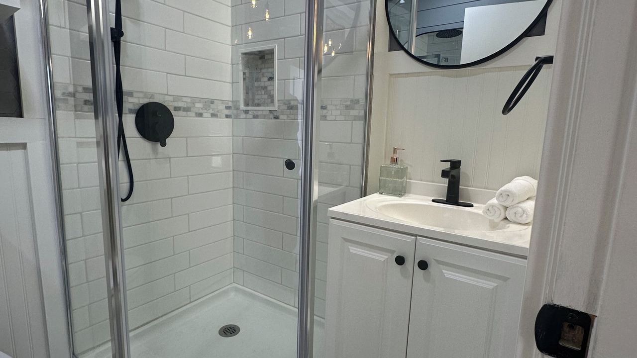 Photo of Bathroom in Van Nuys