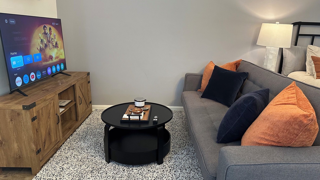 Photo of Livingroom in Van Nuys
