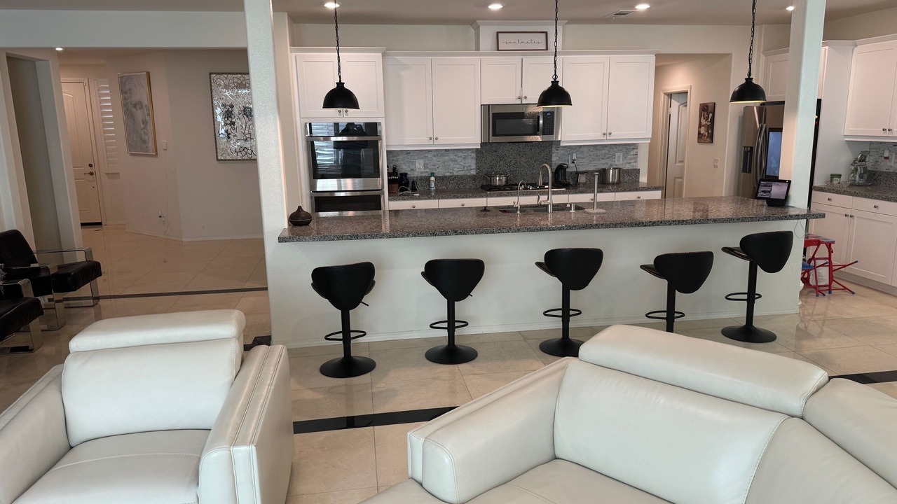 Photo of Livingroom in Sun City