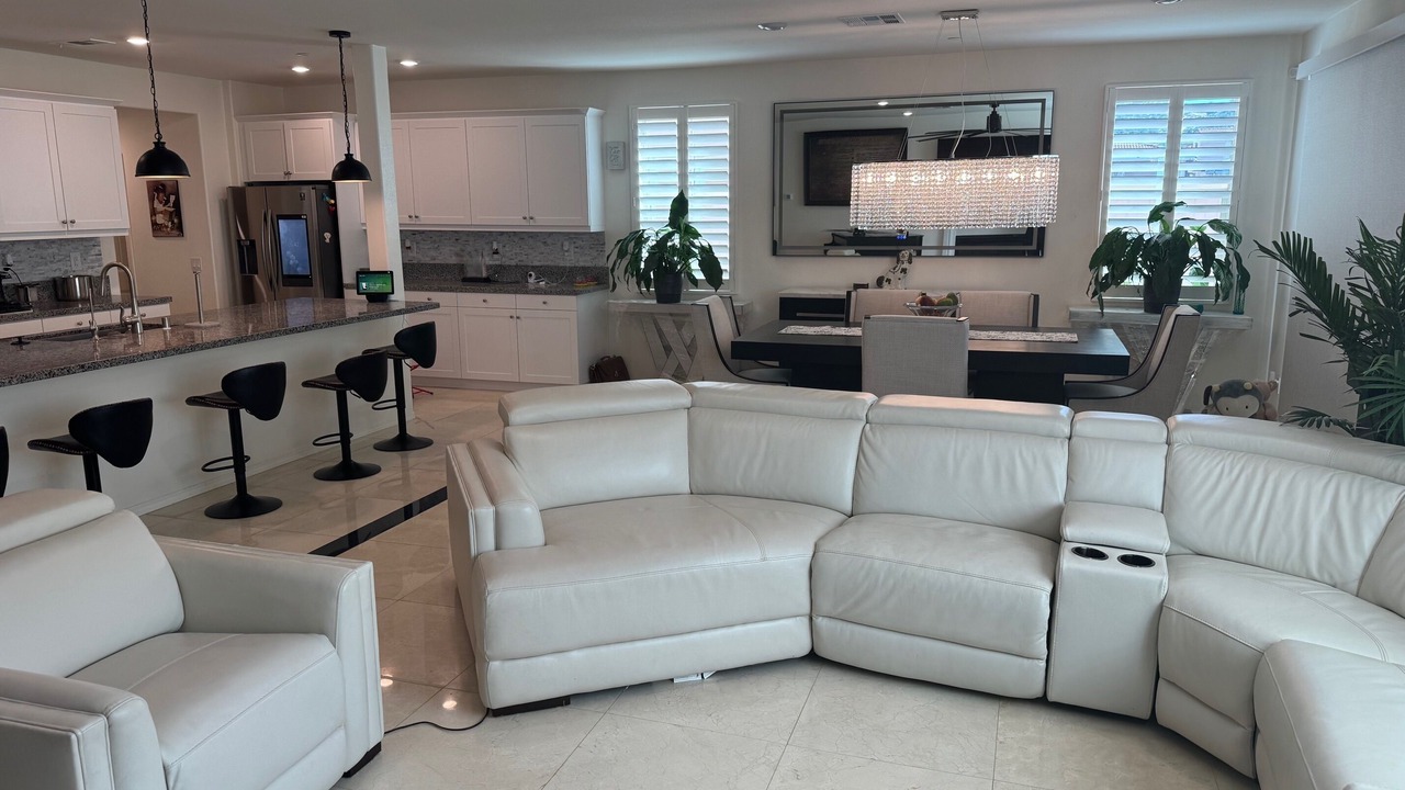 Photo of Livingroom in Sun City