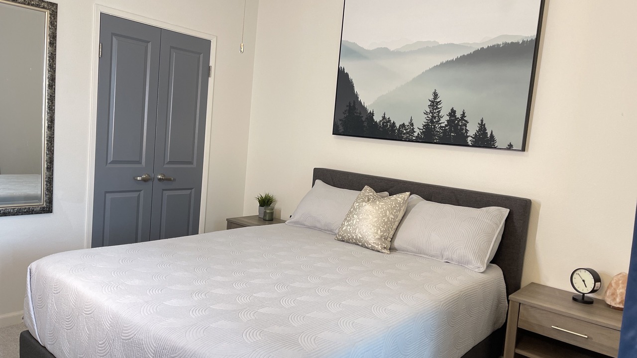 Photo of Bedroom in Airport Area