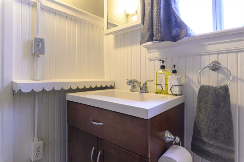 Photo of Bathroom in Pasadena