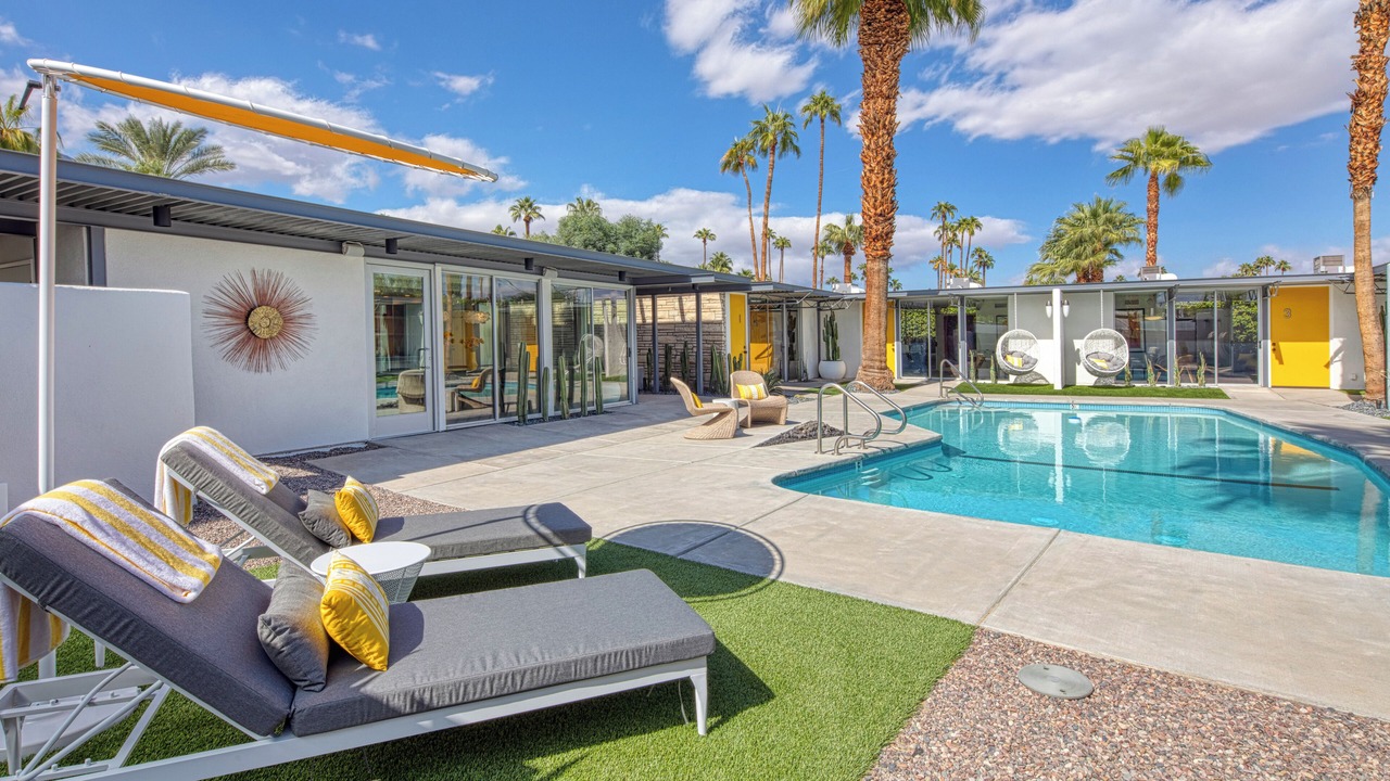 Photo of Outdoor in Warm Sands
