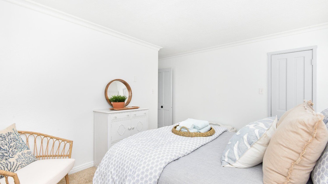 Photo of Bedroom in Santa Ana Heights