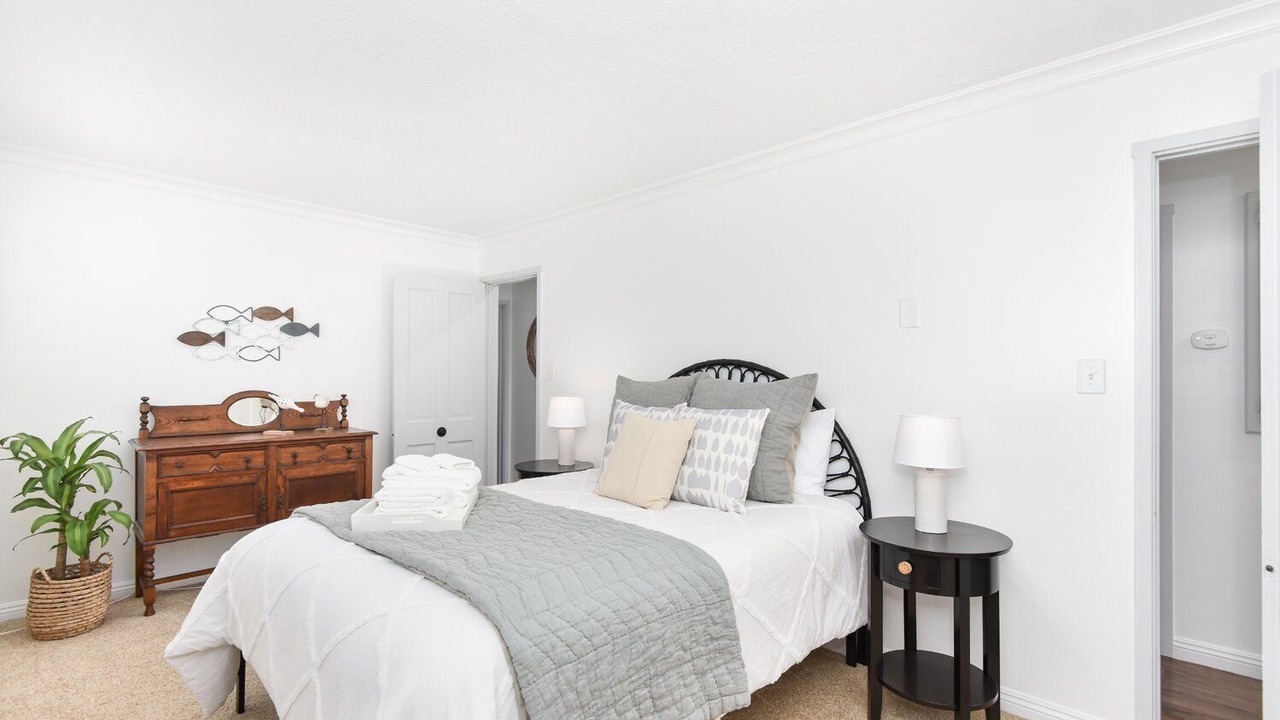 Photo of Bedroom in Santa Ana Heights