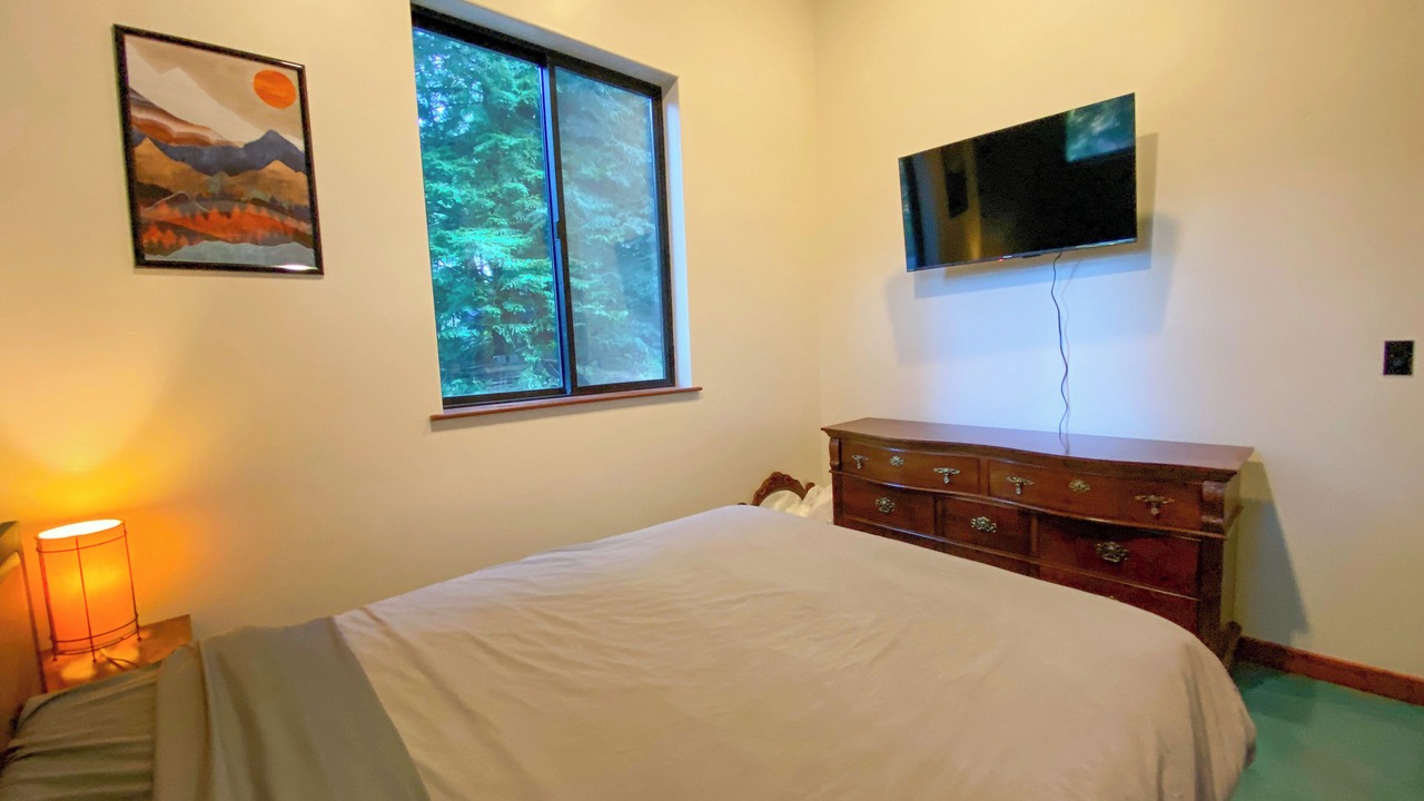 Photo of Bedroom in Pacific