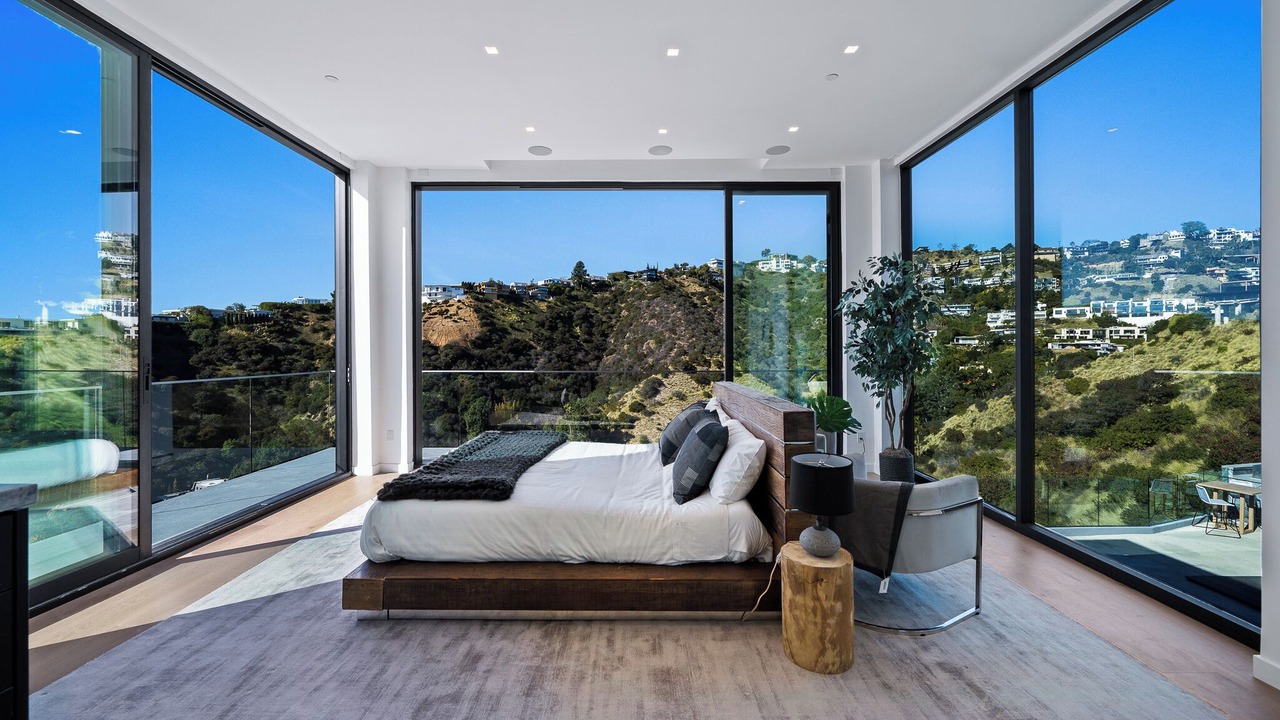 Photo of Bedroom in The Bird Streets