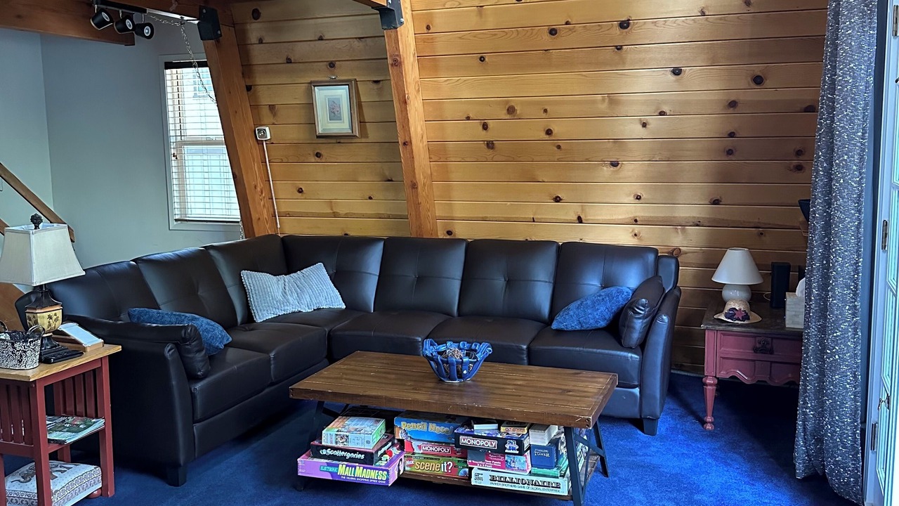 Photo of Livingroom in Green Valley Lake