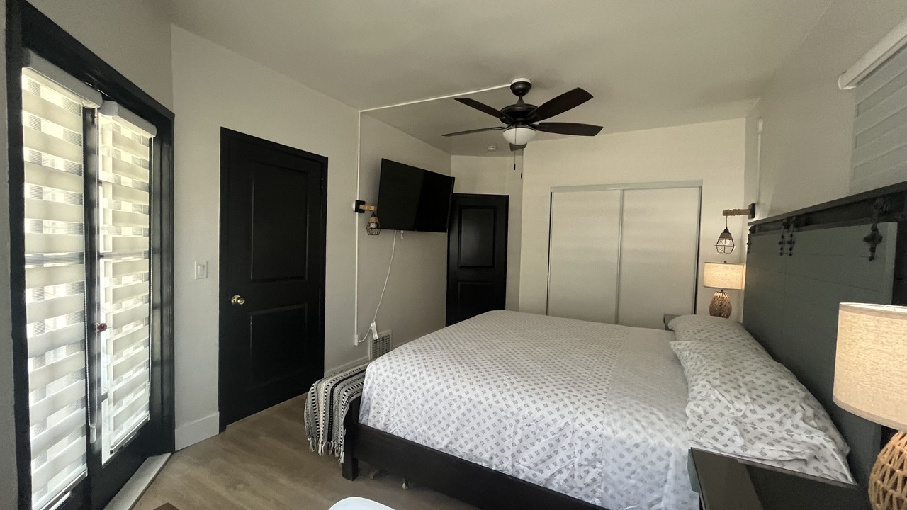 Photo of Bedroom in Downtown Riverside