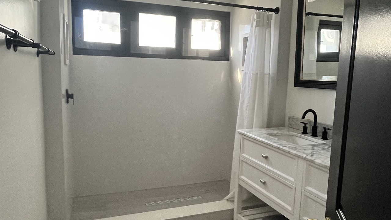 Photo of Bathroom in Downtown Riverside