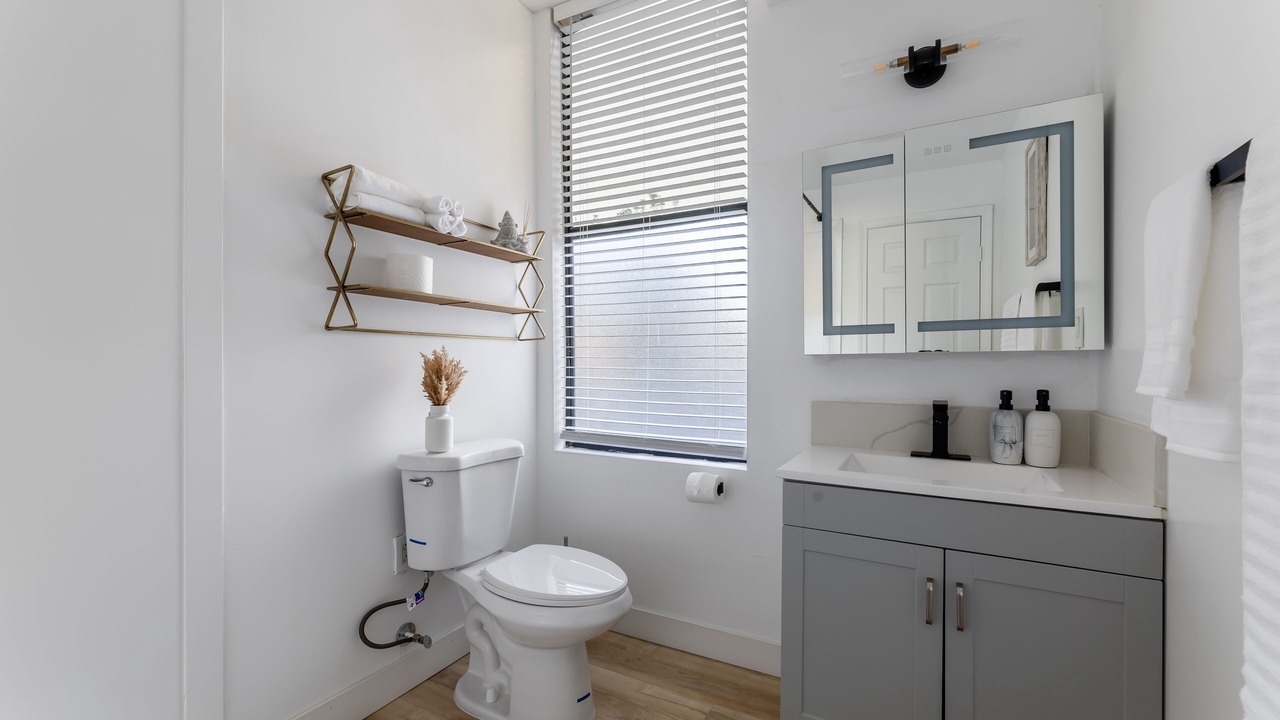 Photo of Bathroom in Mid Central