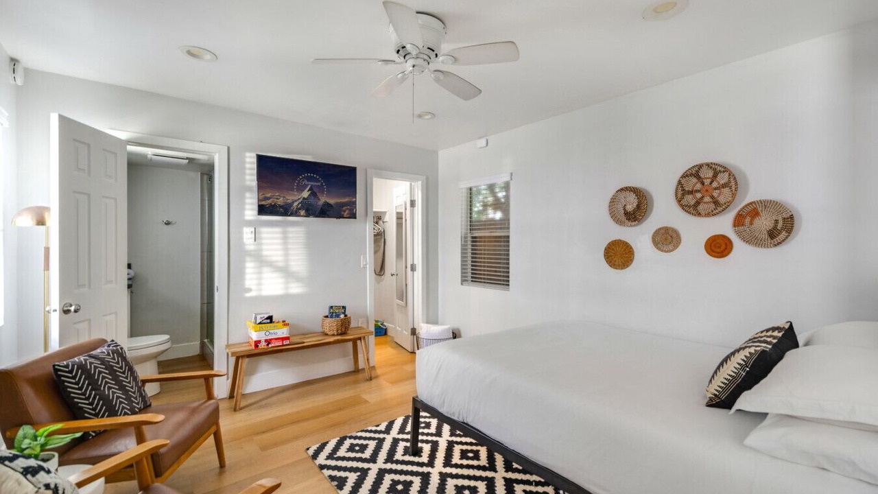 Photo of Bedroom in Huntington Beach