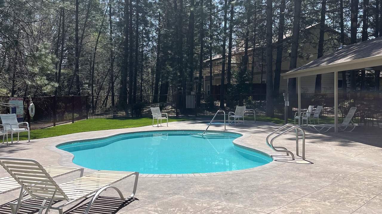 Photo of Outdoor in Bass Lake