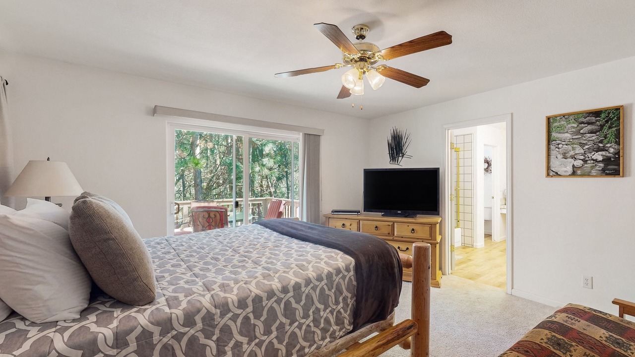 Photo of Bedroom in Bass Lake