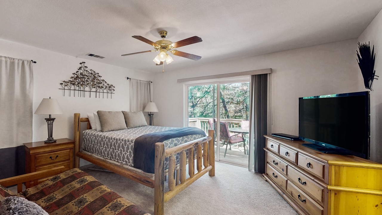 Photo of Bedroom in Bass Lake
