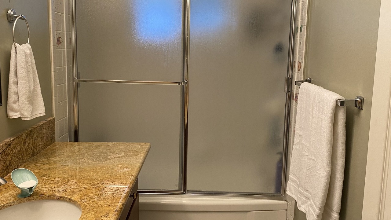 Photo of Bathroom in North Hills West
