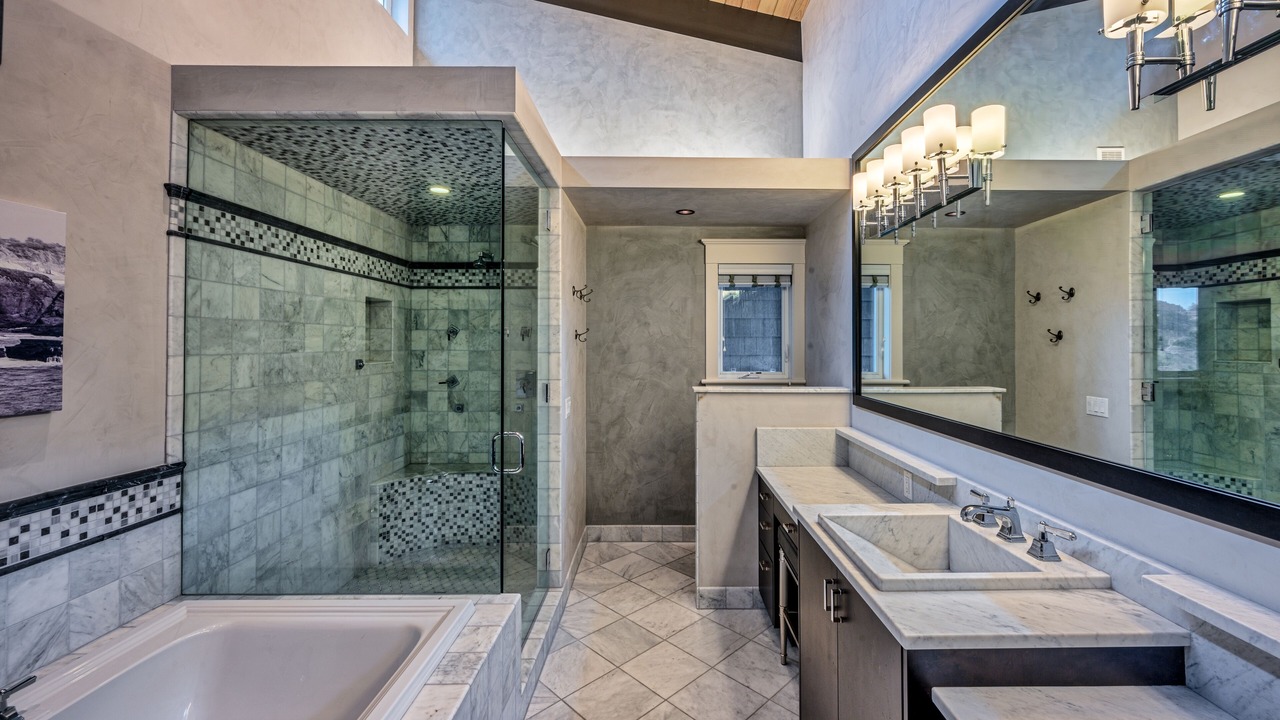 Photo of Bathroom in Gualala