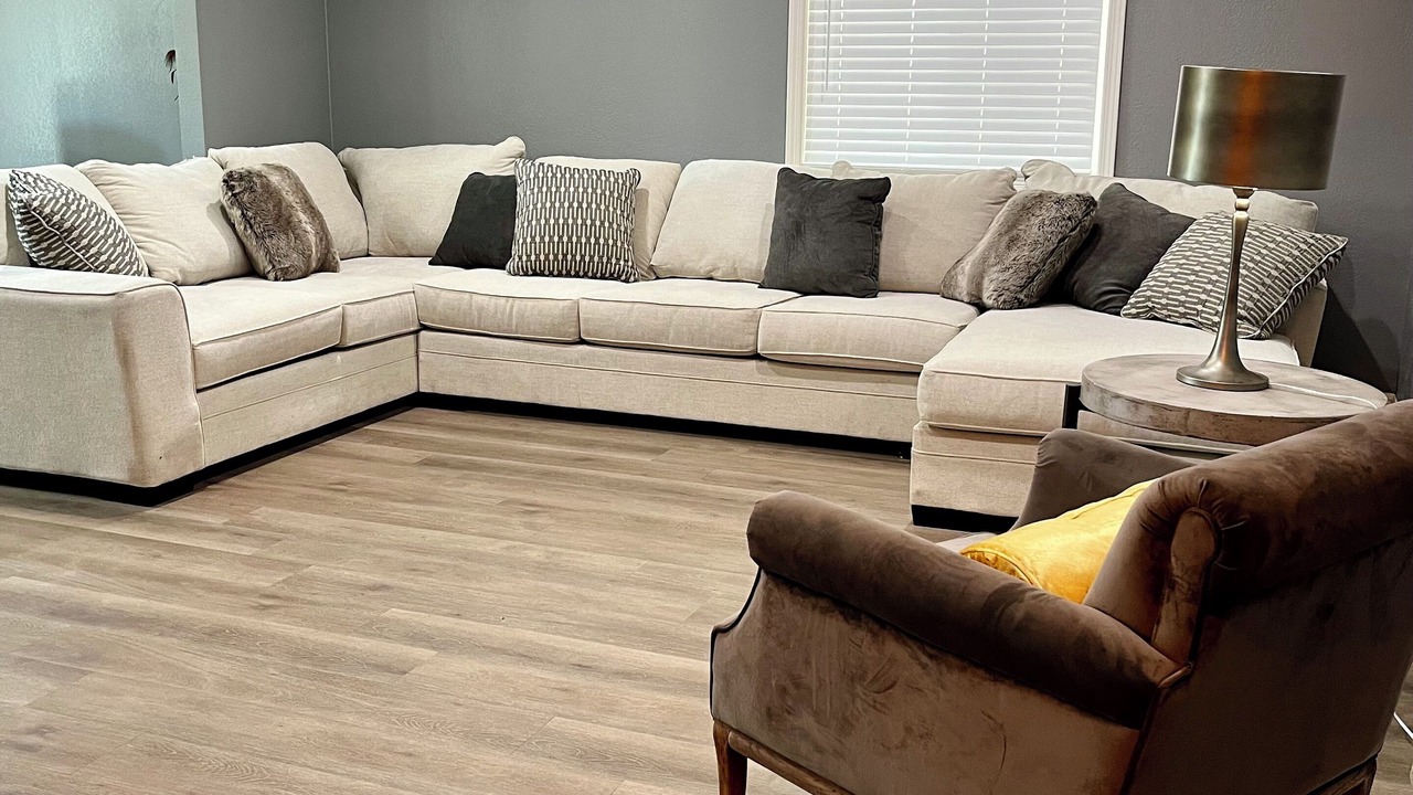 Photo of Livingroom in Rialto