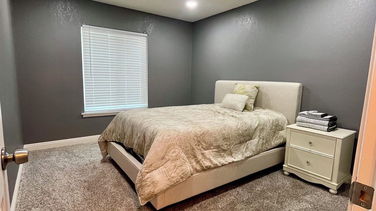 Photo of Bedroom in Rialto