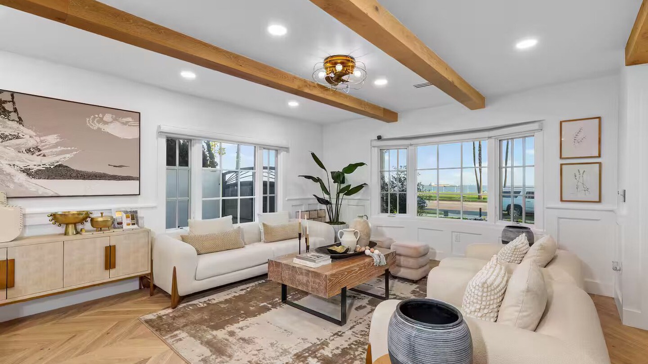 Photo of Livingroom in Harbor