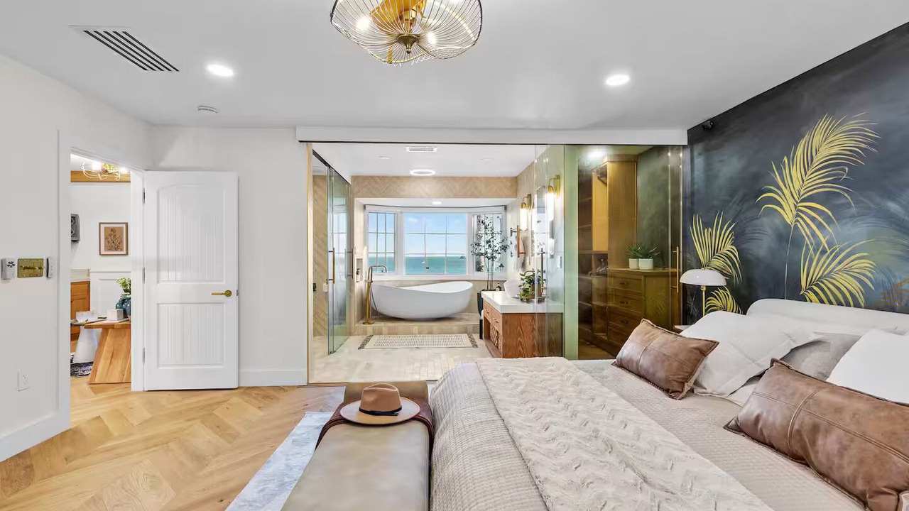 Photo of Bedroom in Harbor