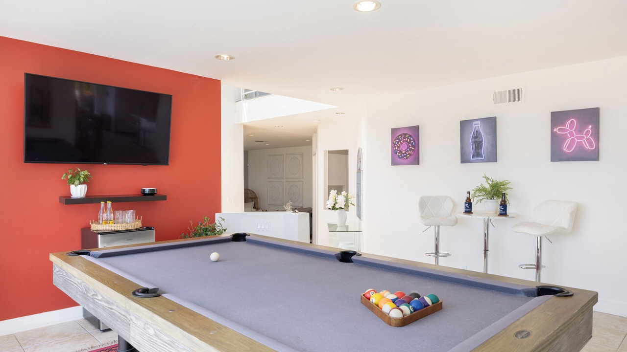 Photo of Bedroom in Western Malibu