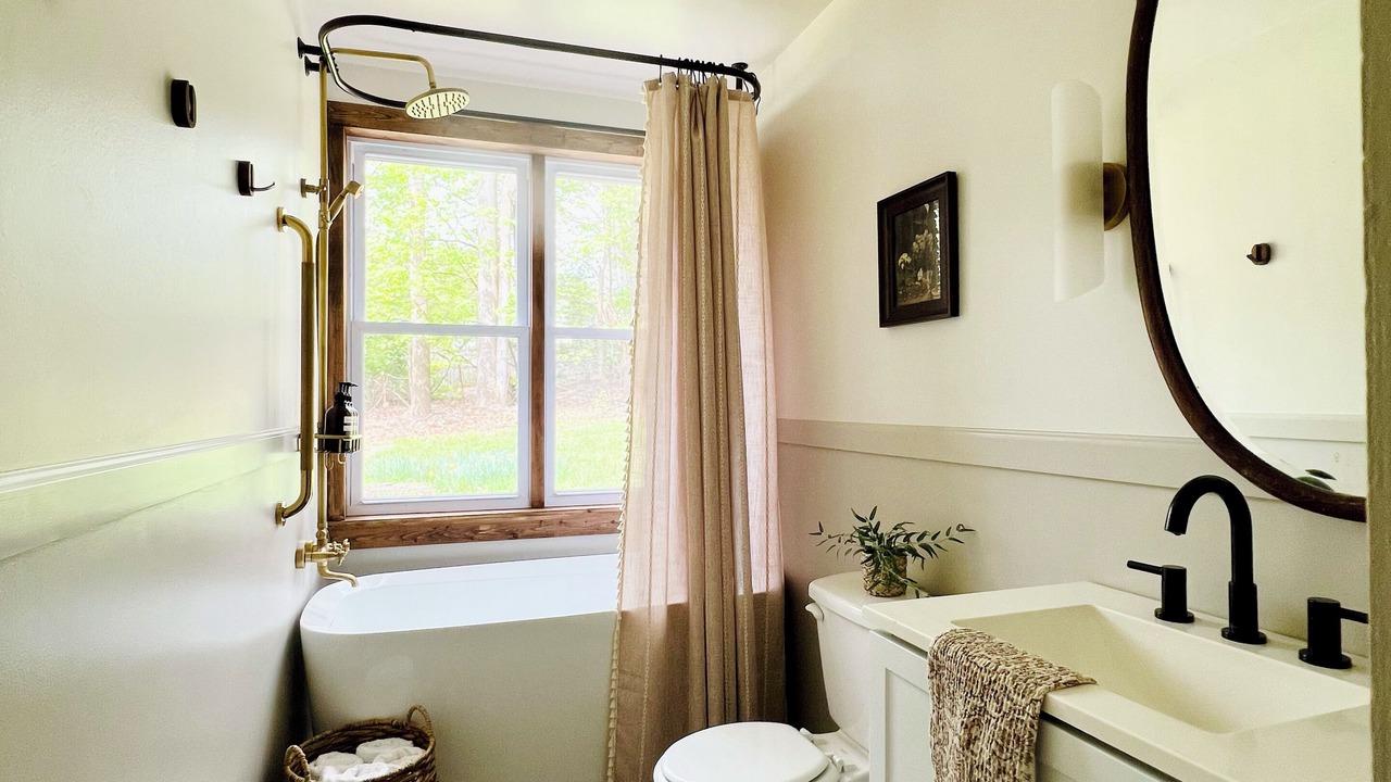 Photo of Bathroom in Port Matilda