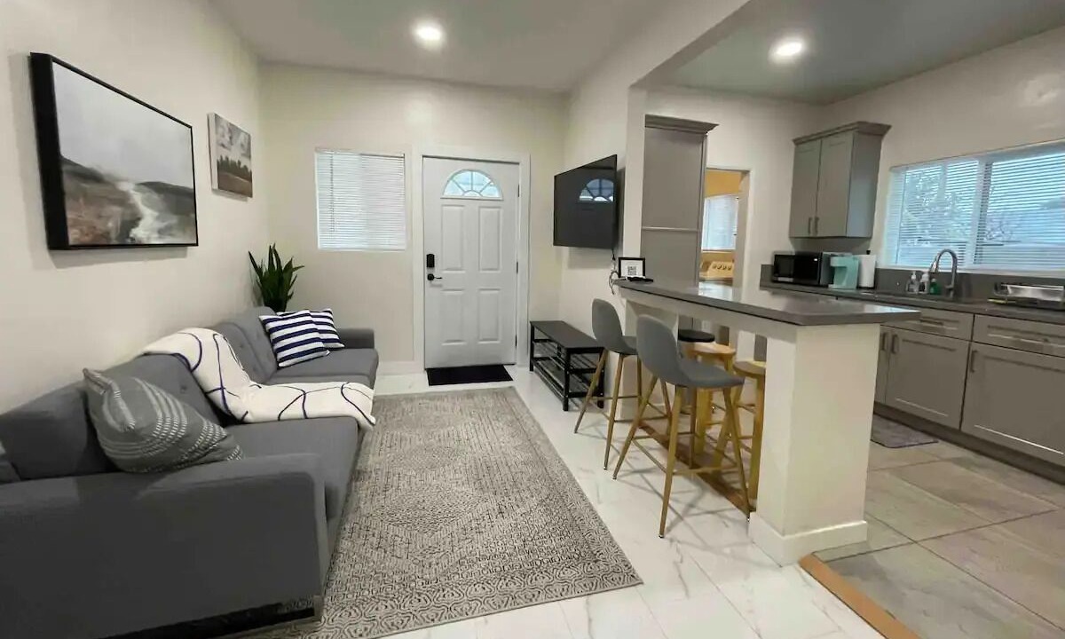 Photo of Livingroom in Alhambra