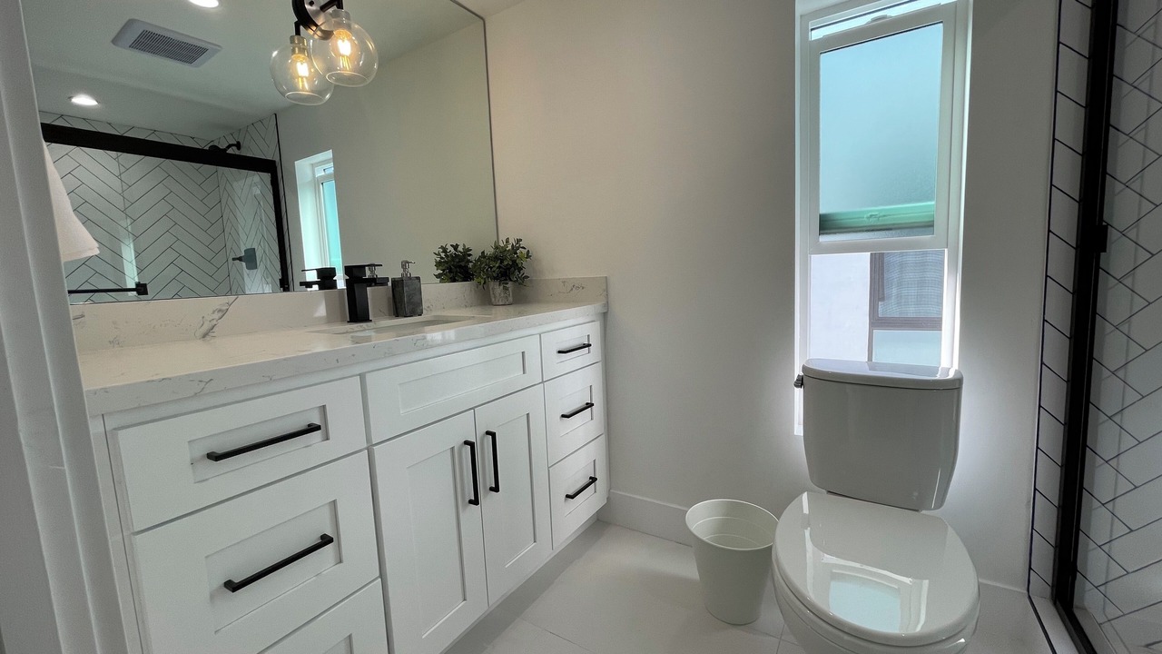 Photo of Bathroom in Wilshire